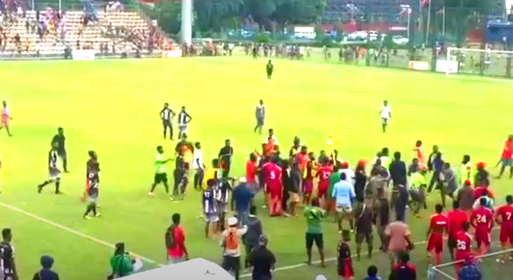 TERRIFYING: Violence after semifinal match of PNG National Soccer
